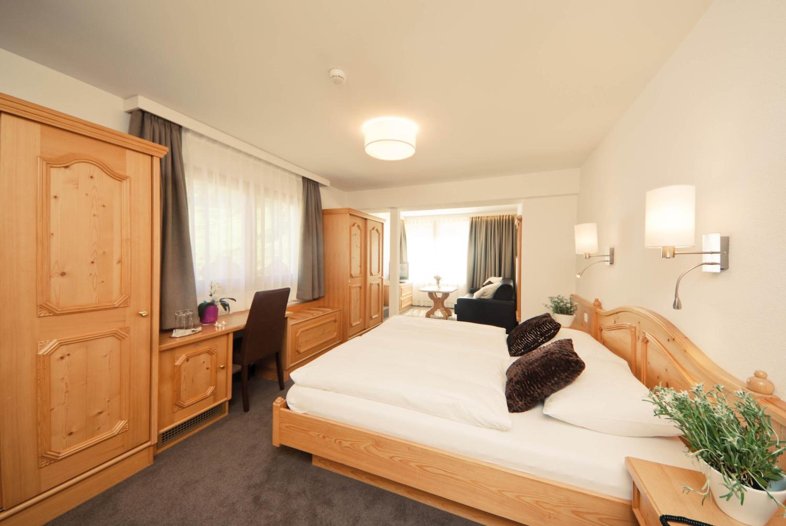 Waldpark Hotel Garni 17/50