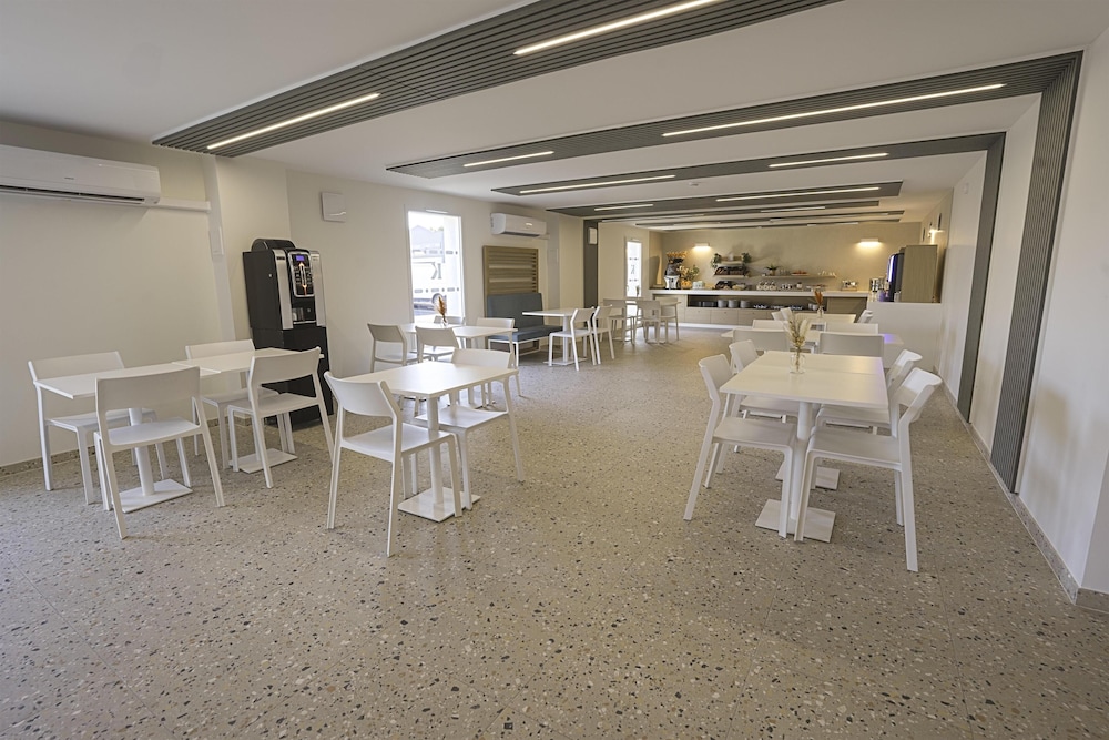 Kyriad Montpellier Sud Lattes 65/70