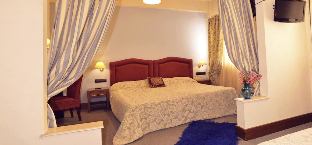 Hotel Elvetia 13/45