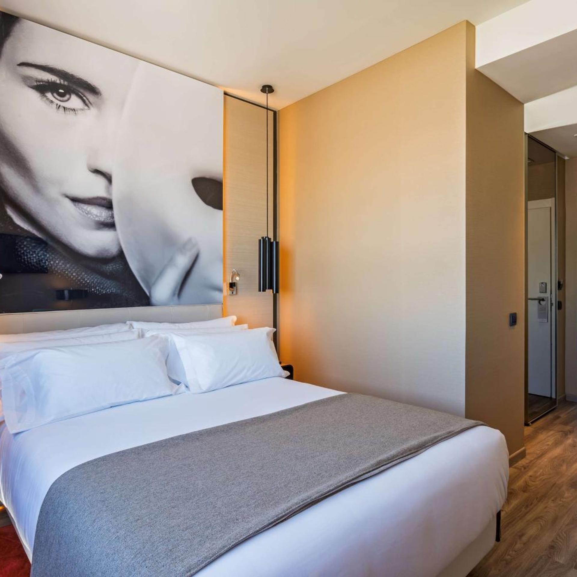 Superior, Double or Twin Bed