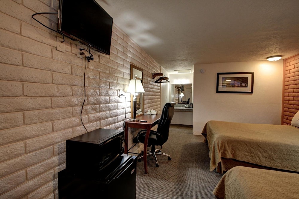 Country Inn Beaver Utah 29/39