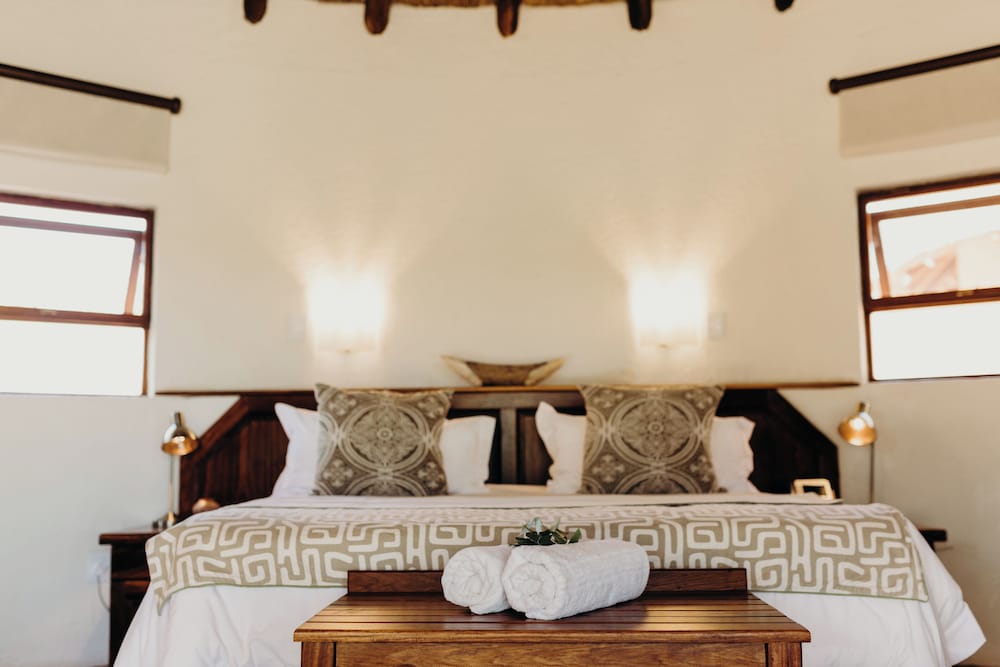 Mopane Bush Lodge 5/34