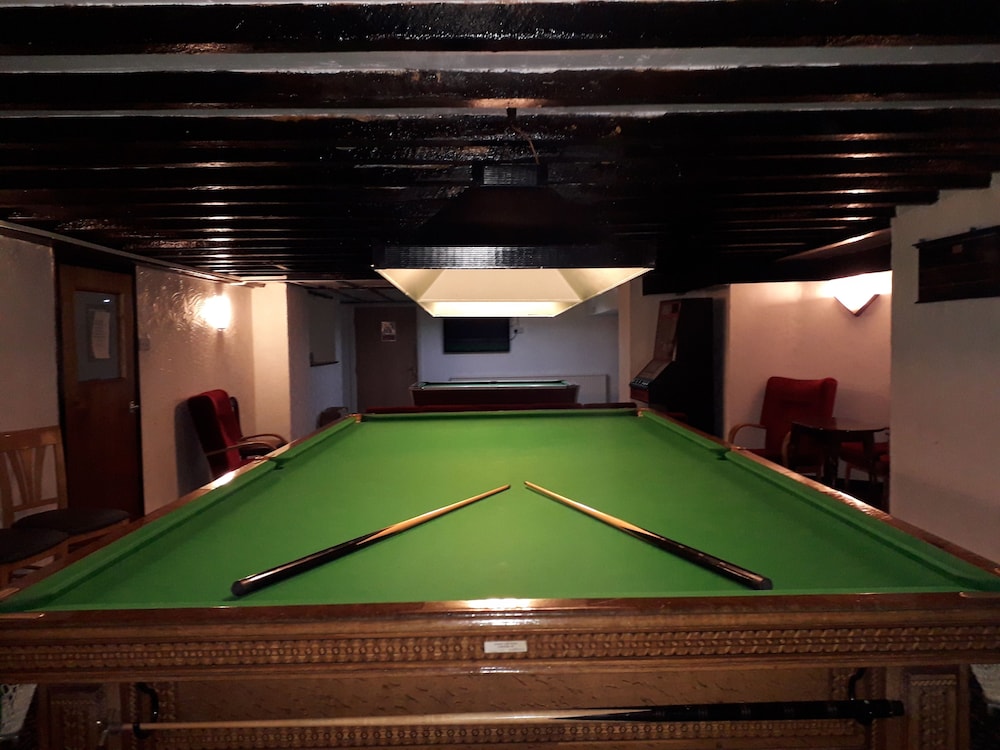 Evans Hotel 34/37