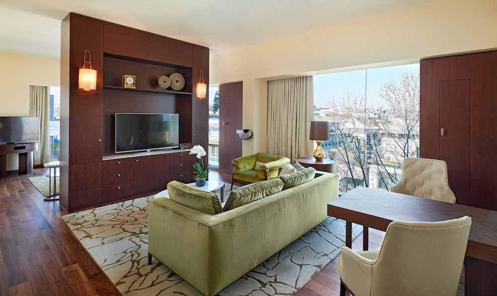 PARK HYATT ZURICH 46/80