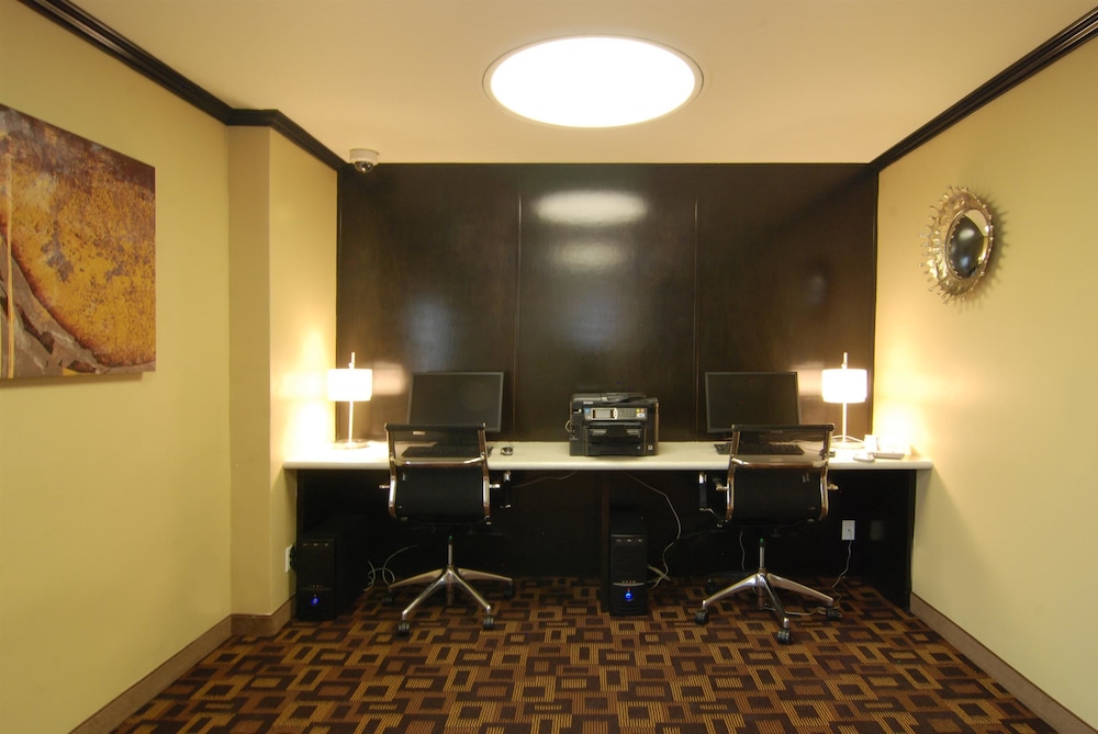Best Western Canoga Park Motor Inn 42/44