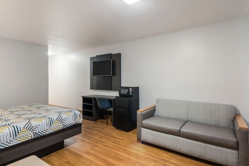 Motel6 Laredo, TX - North I-35 34/55