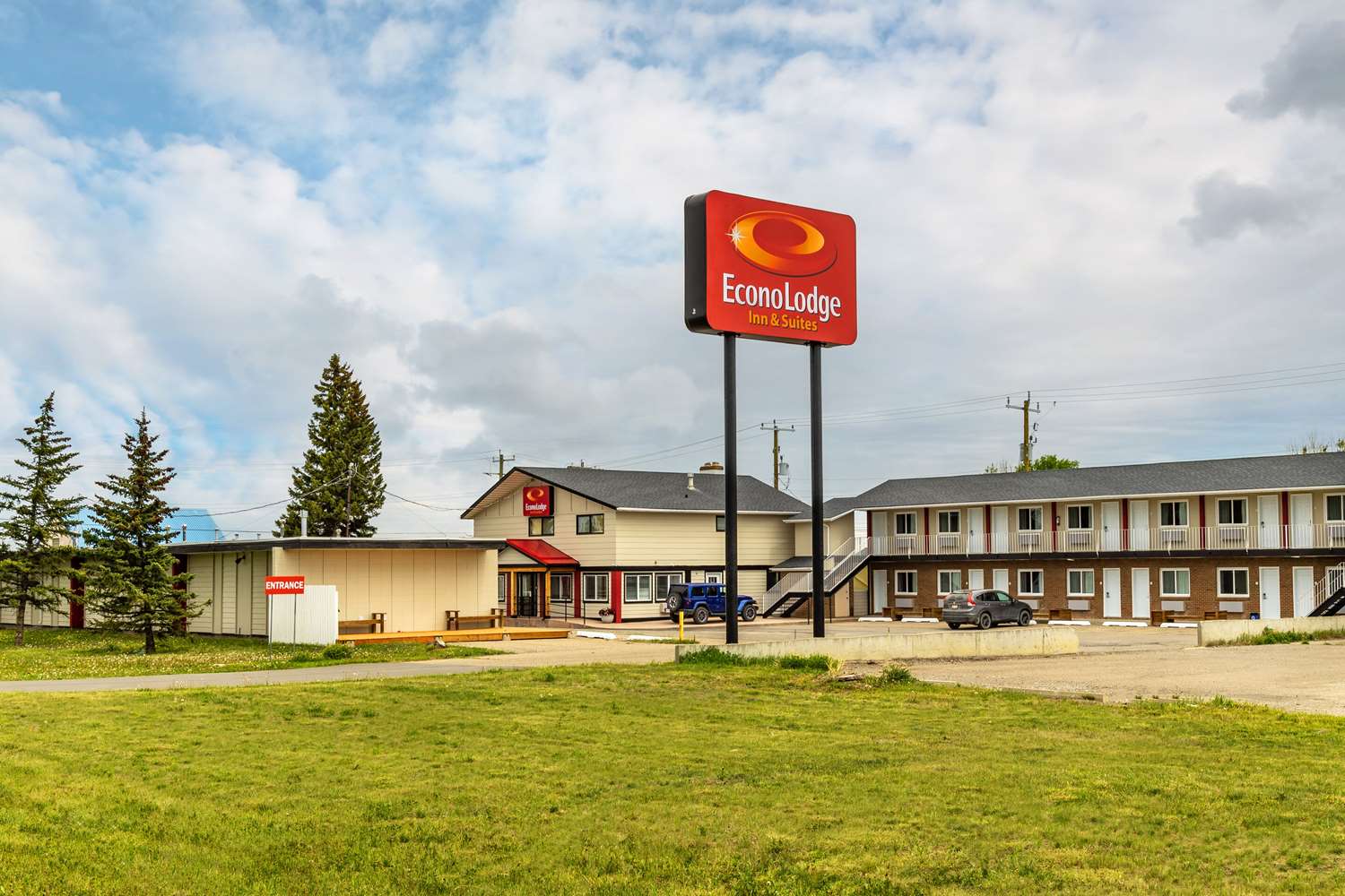 Econo Lodge Inn & Suites Pincher Creek 23/23