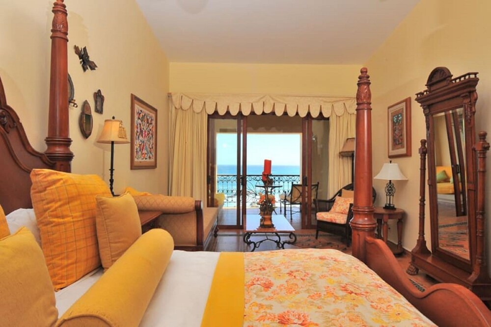 2 Bd Family Suite At Cabo San Lucas 8/50