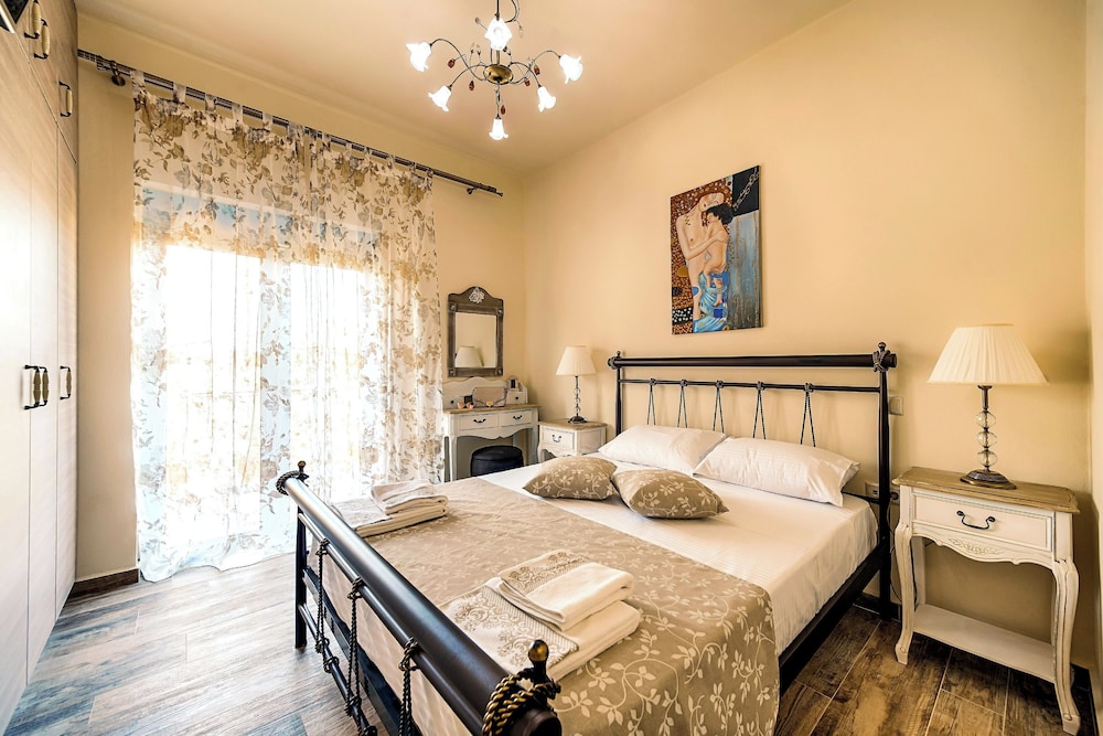 Luxury Retro Villas 15/54
