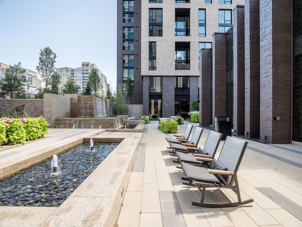 Global Luxury Suites at Reston Town Center 70/75