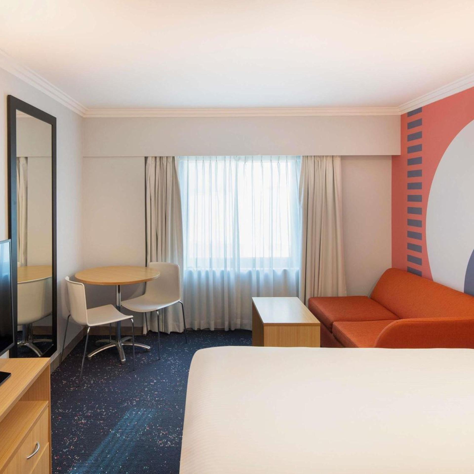Standard, King Bed, Queen Bed, Accessible, ibis Styles Sydney Central 2/4