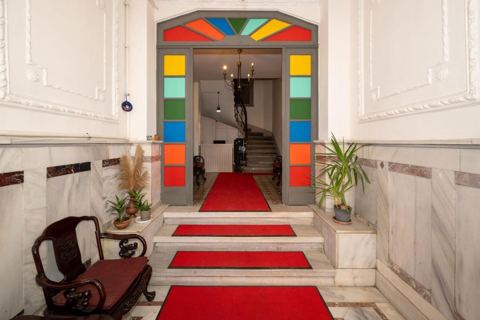 Monev Istanbul 6/48