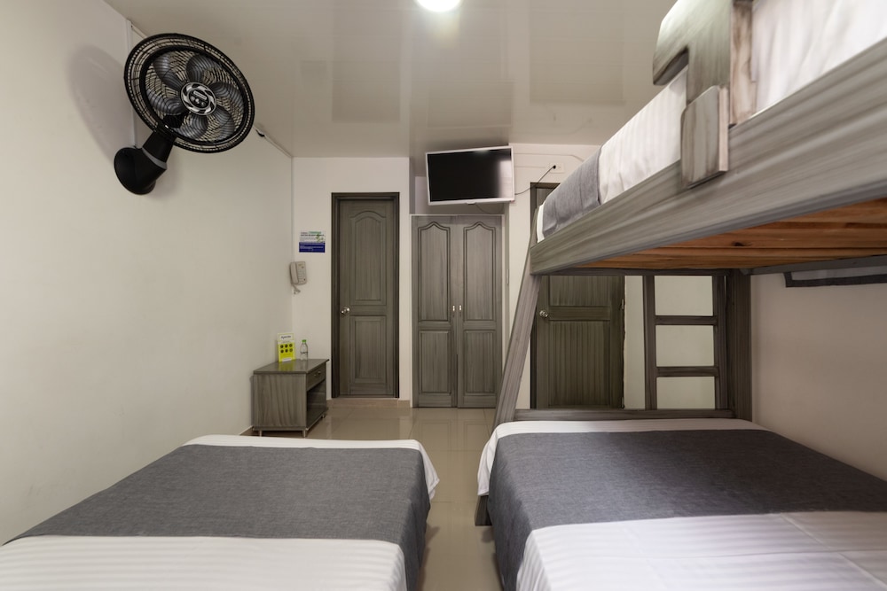 Hotel Exito 22/30