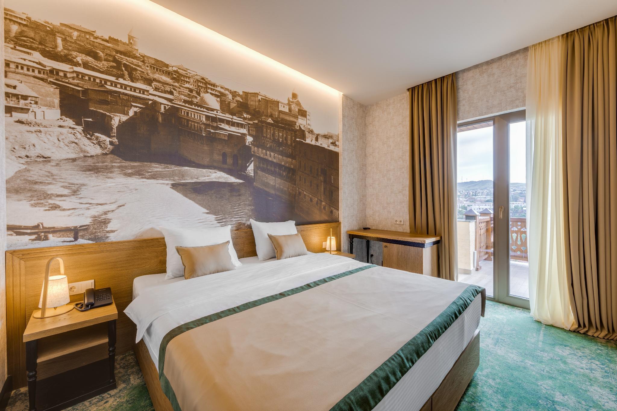 غرفة قياسية، Sole Palace 2/2