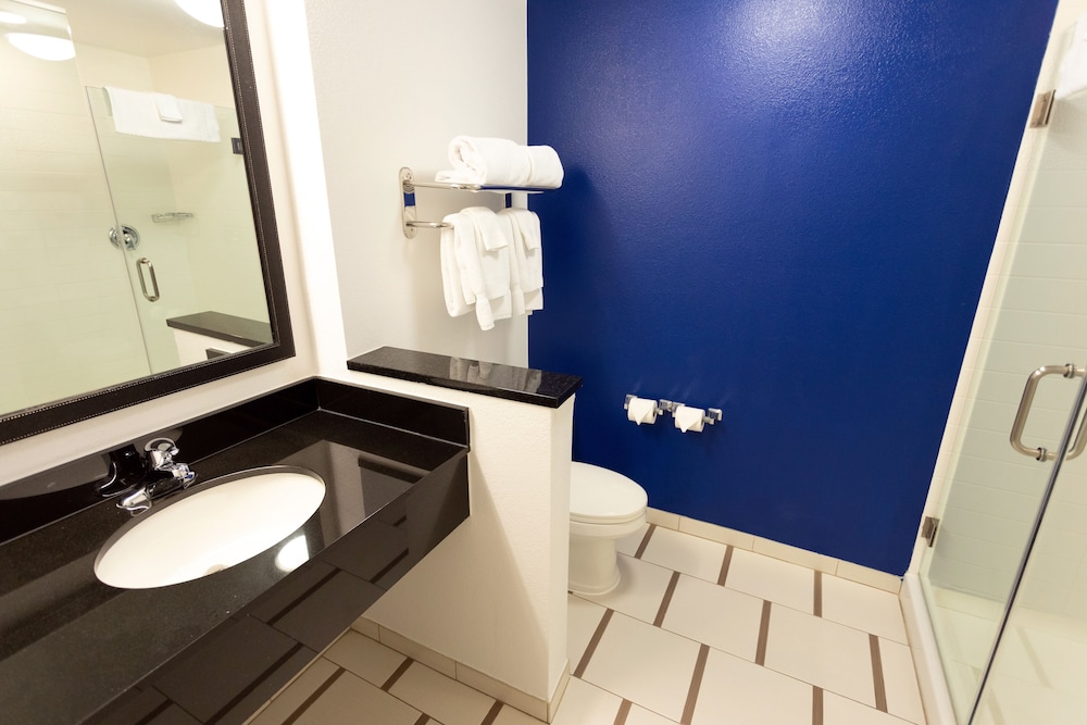 غرفة بسرير كينج، Fairfield Inn & Suites by Marriott Athens I-65 3/4