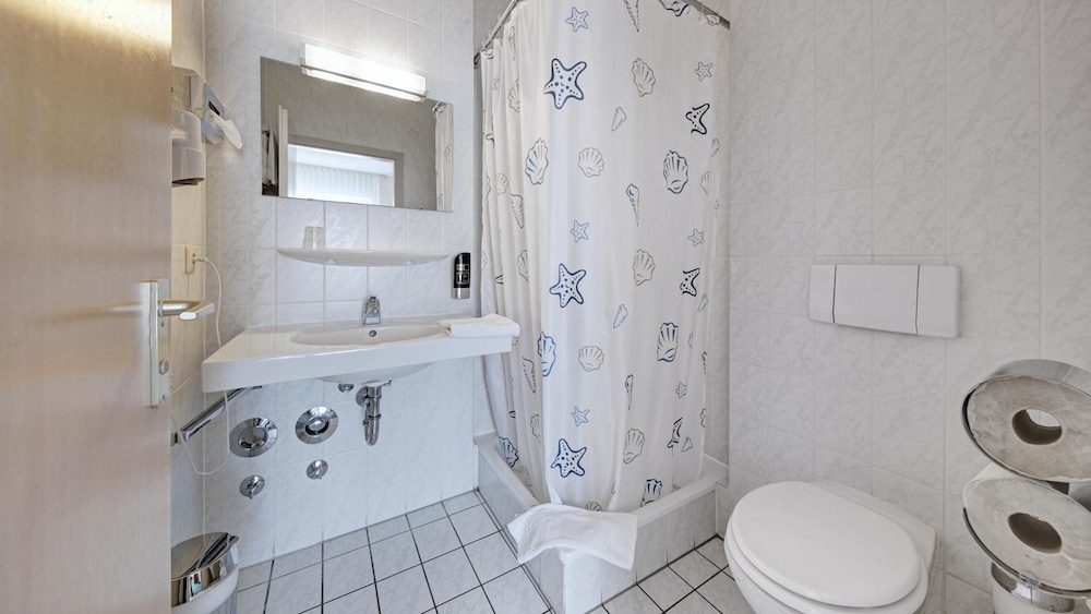 Airport Hotel Stetten 20/23