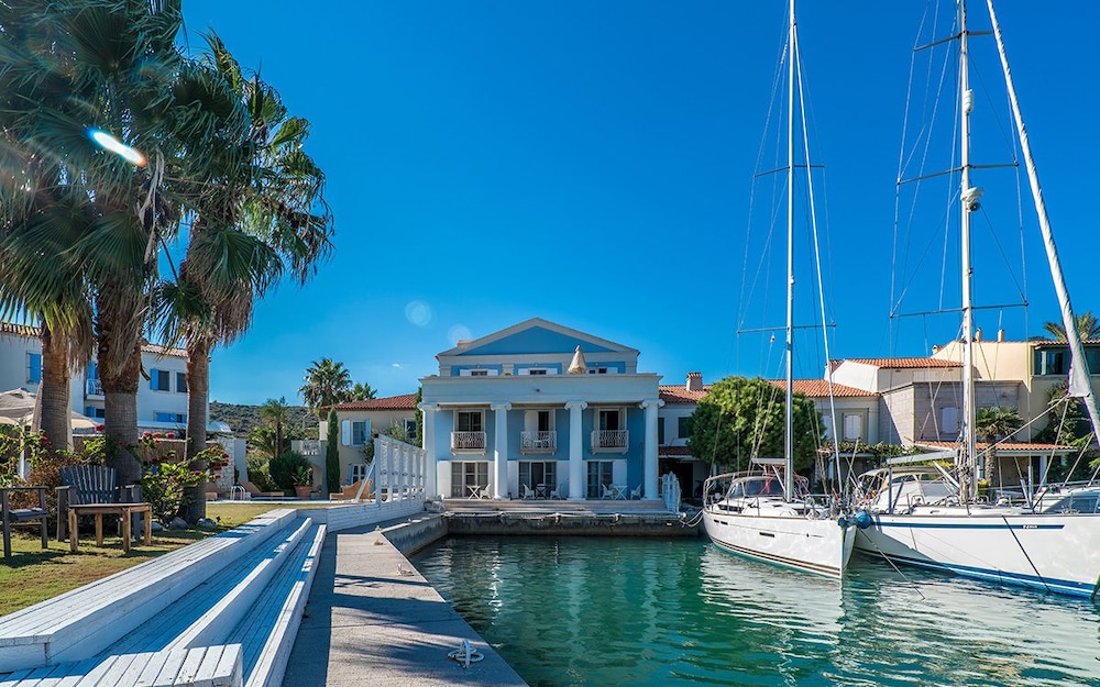 Alacati Port Hotel 38/50