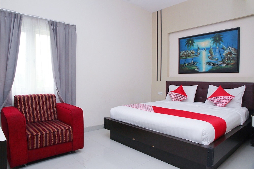 Oyo 920 Gajah Mada Hotel 12/35