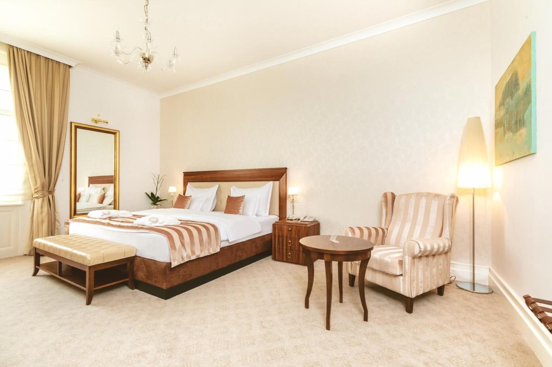 غرفة بريميوم سوبيريور بسرير مزدوج أو سريرين منفصلين، Le Premier Boutique Hotel 3/6