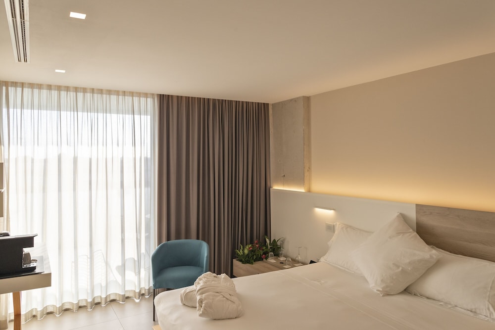 Posia Luxury Retreat And Spa 48/78