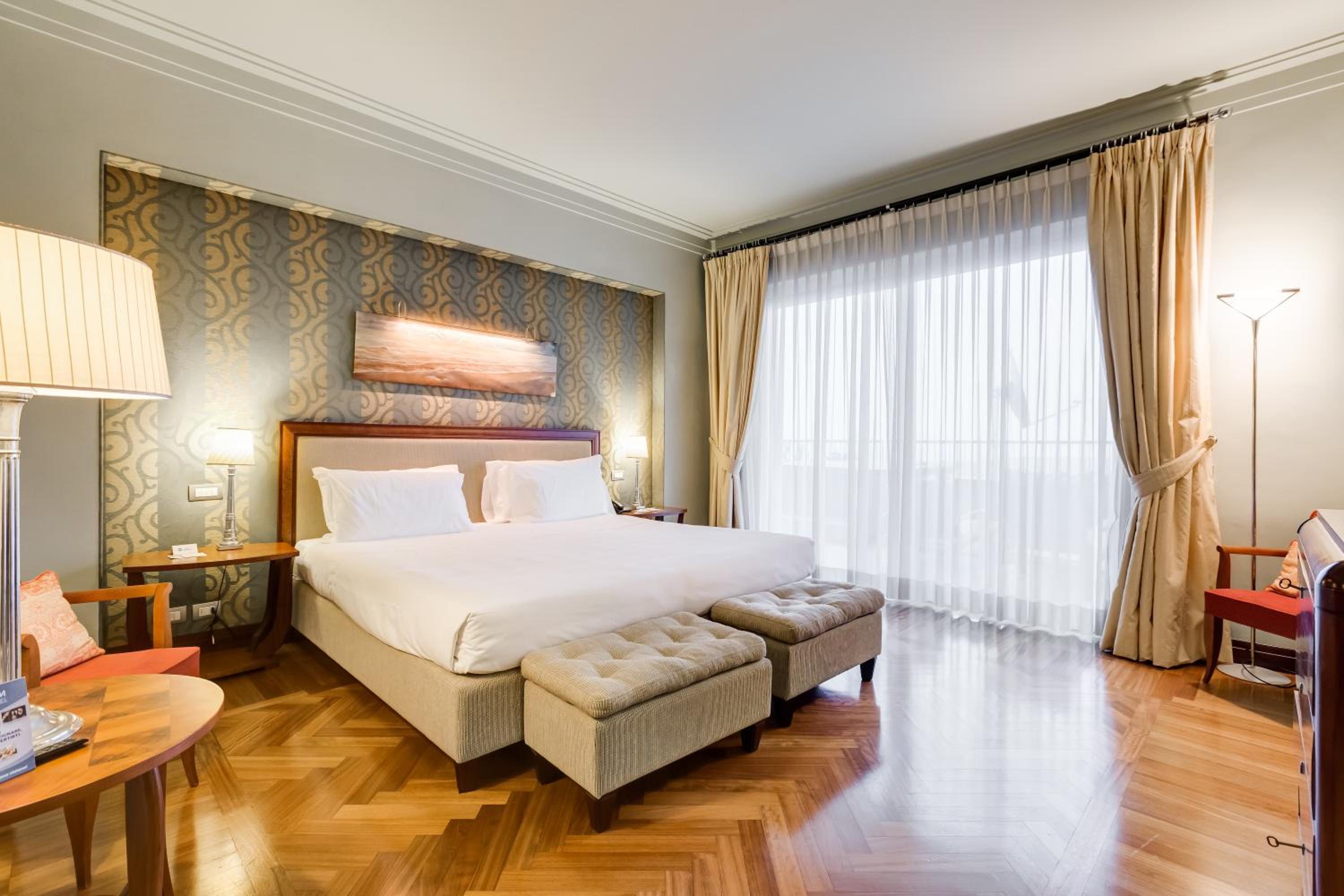 Presidential, Suite
