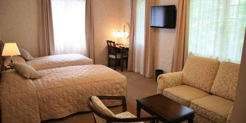KYU KARUIZAWA HOTEL OTOWA NO MORI 29/66