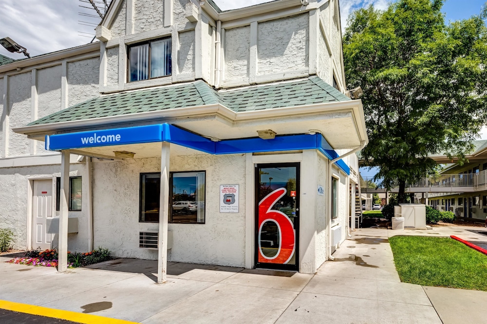 Motel6 Wheat Ridge, CO - West - Denver North in WHEAT RIDGE - CO
