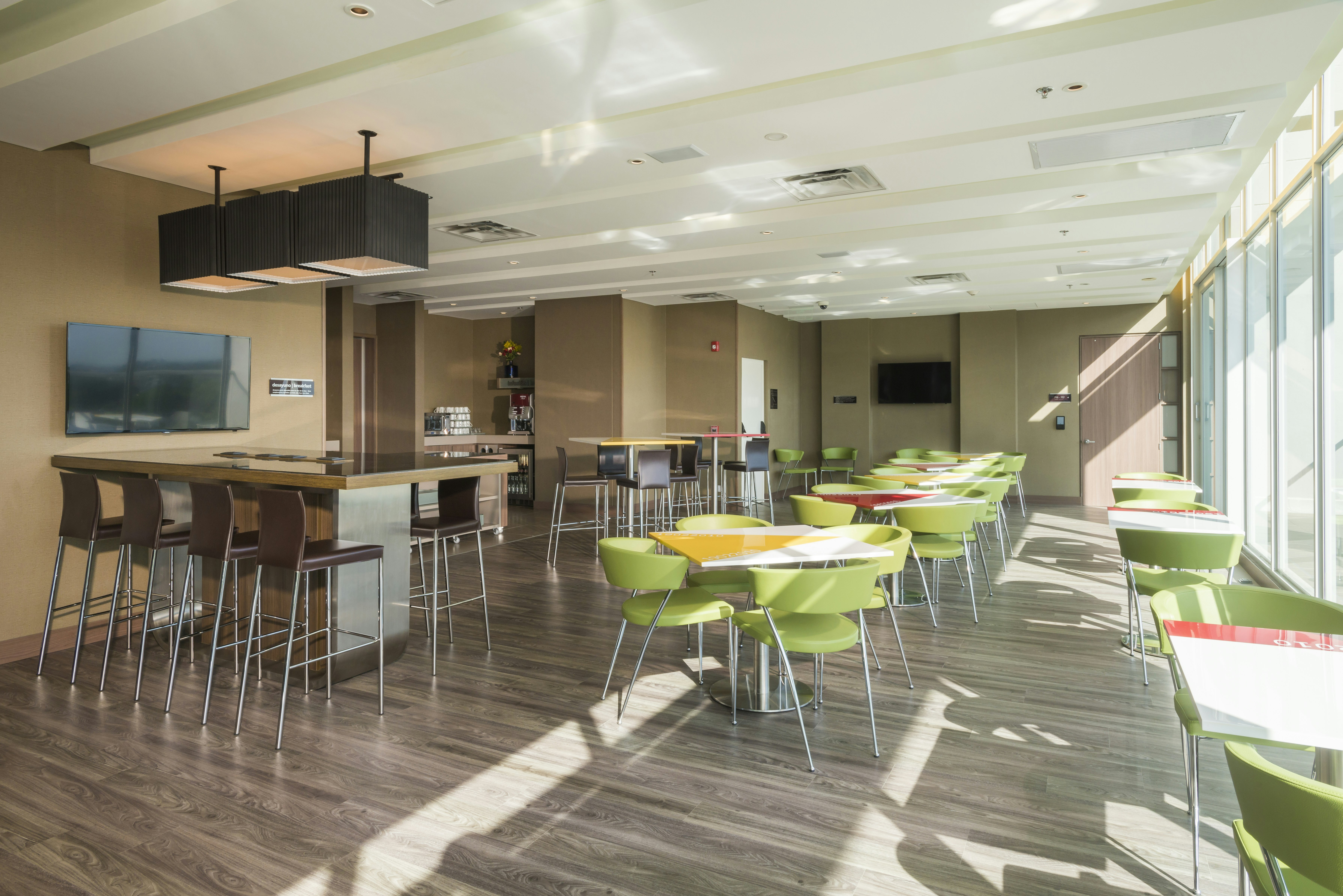 Hampton by Hilton Yopal 14/22