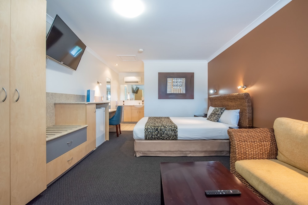 Coral Cay Resort Mackay 28/63