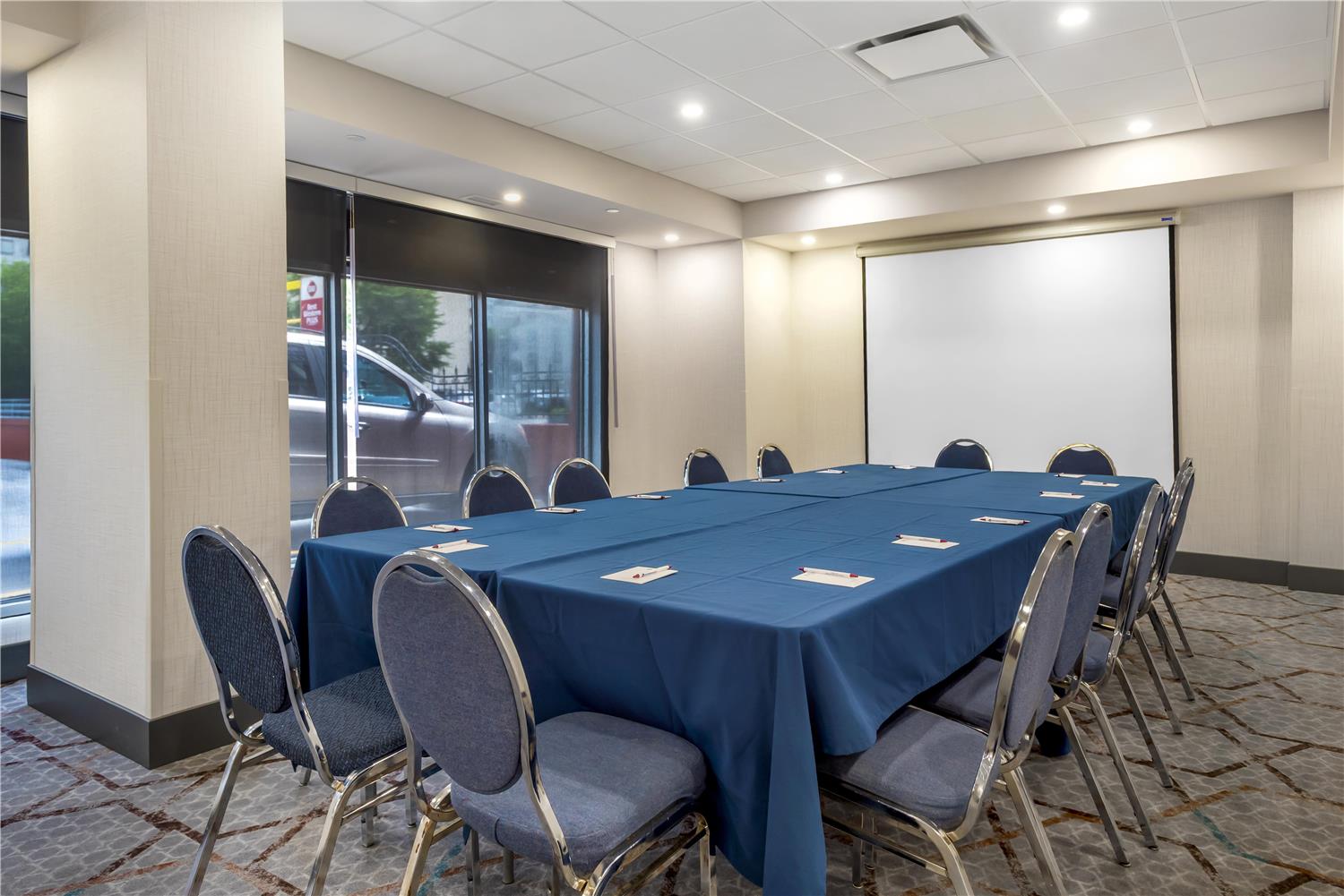 Best Western Plus Suites Downtown 34/42