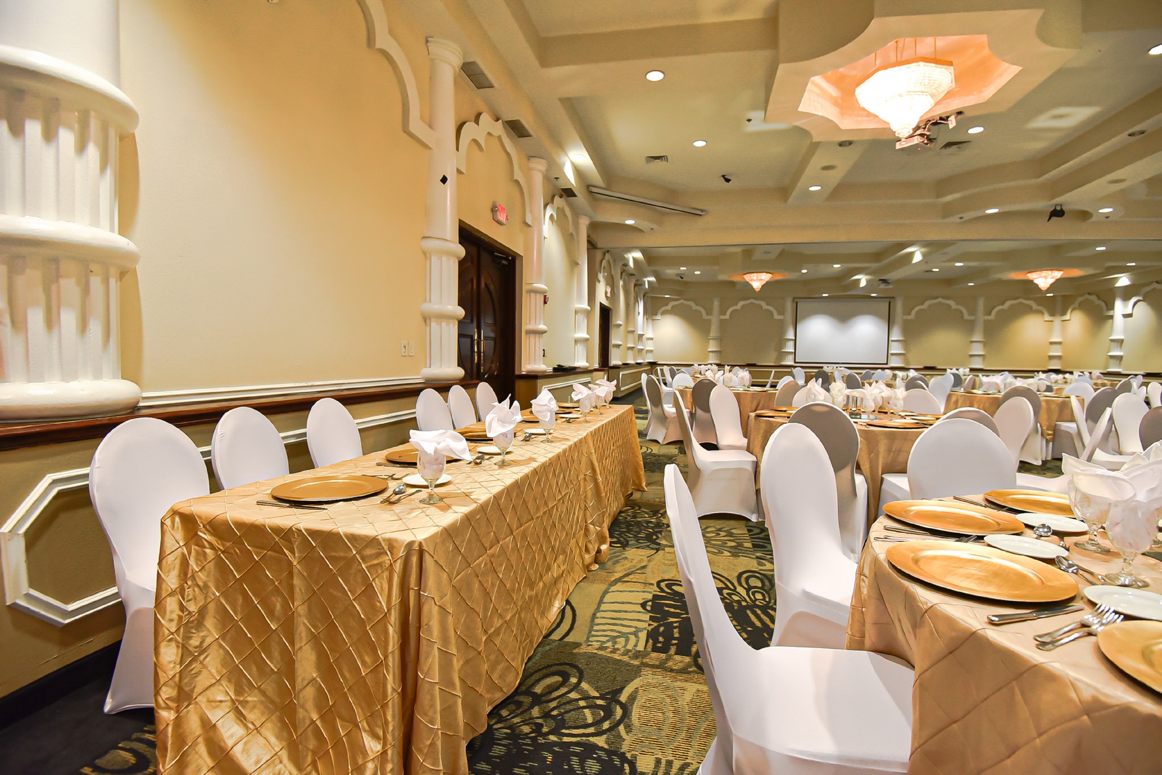 Holiday Inn Express and Suites Cocoa 32/50