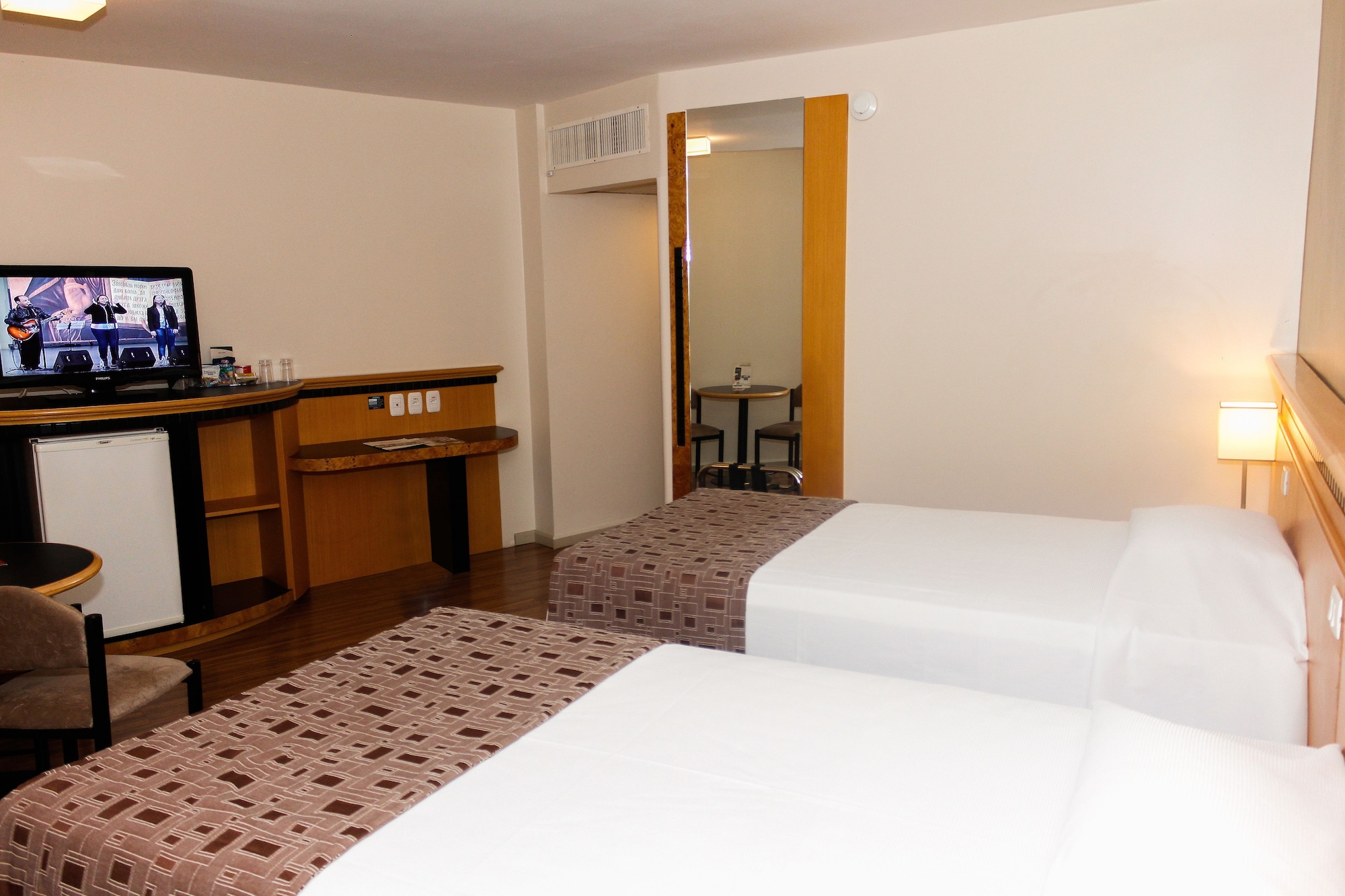 STANDARD, TWIN BEDS