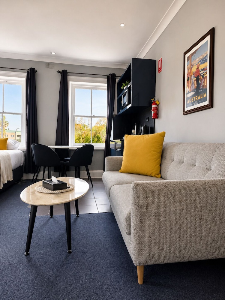 Bayswater Boutique Lodge 37/58