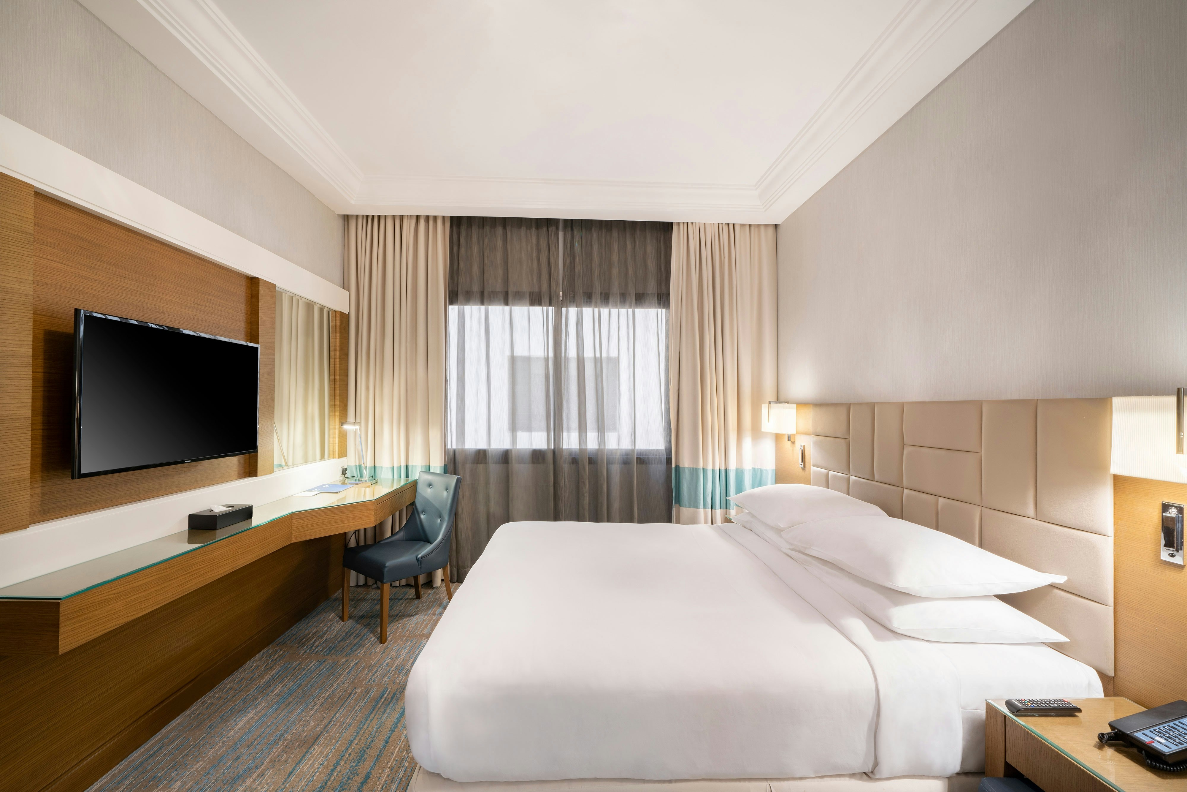 Room, King Bed