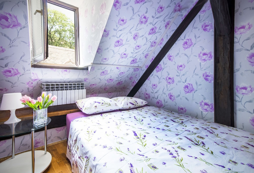 HOSTEL CENTAR 38/52