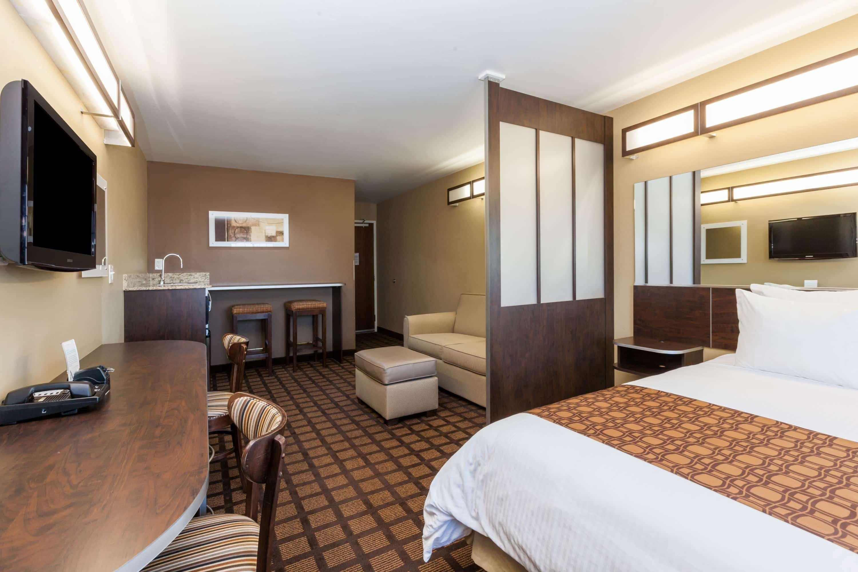 Microtel Inn Suites By Wyndham Wheeler Ridge 8/18