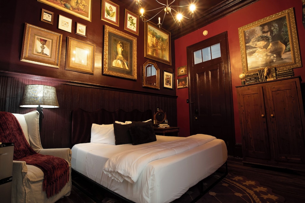 Spa, Queen Bed