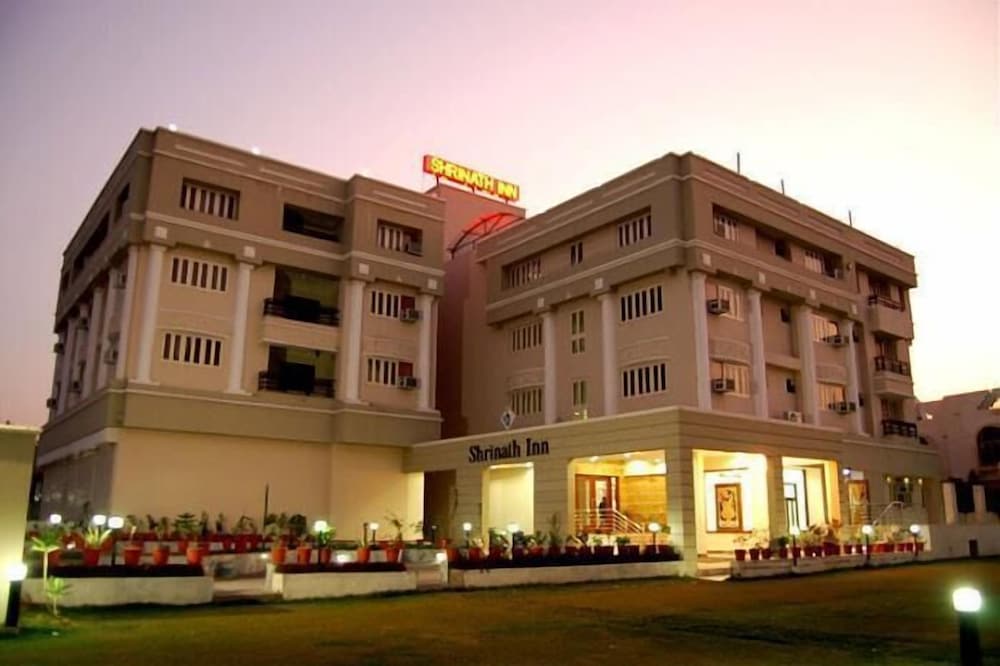Hotel Shrinathinn 1/14
