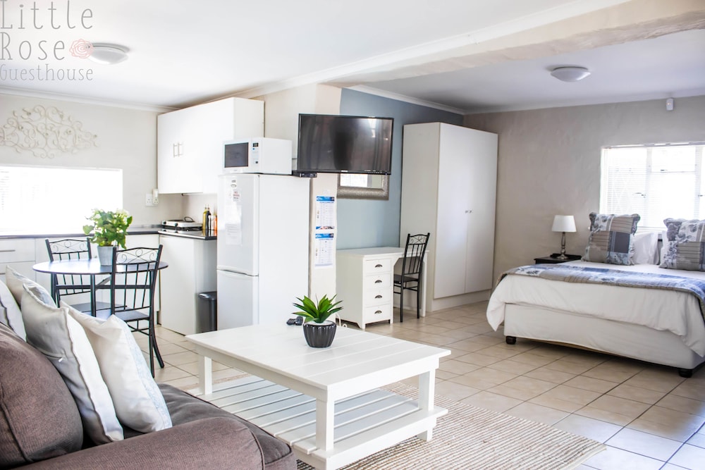 Little Rose Guesthouse & Self-Catering 34/50