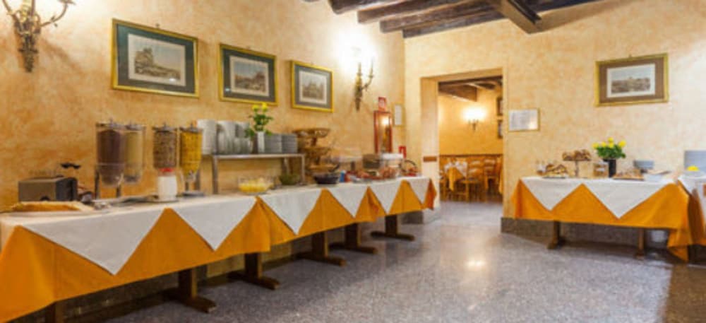 Madison Hotel Rome 30/48