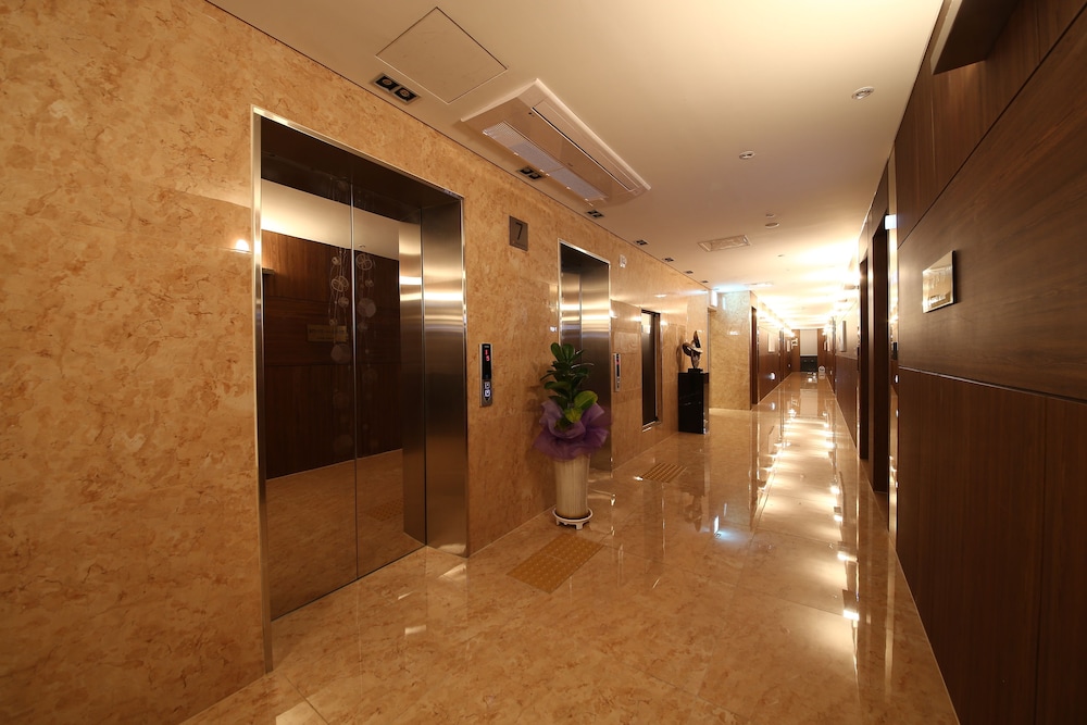 GUWOL HOTEL 35/53