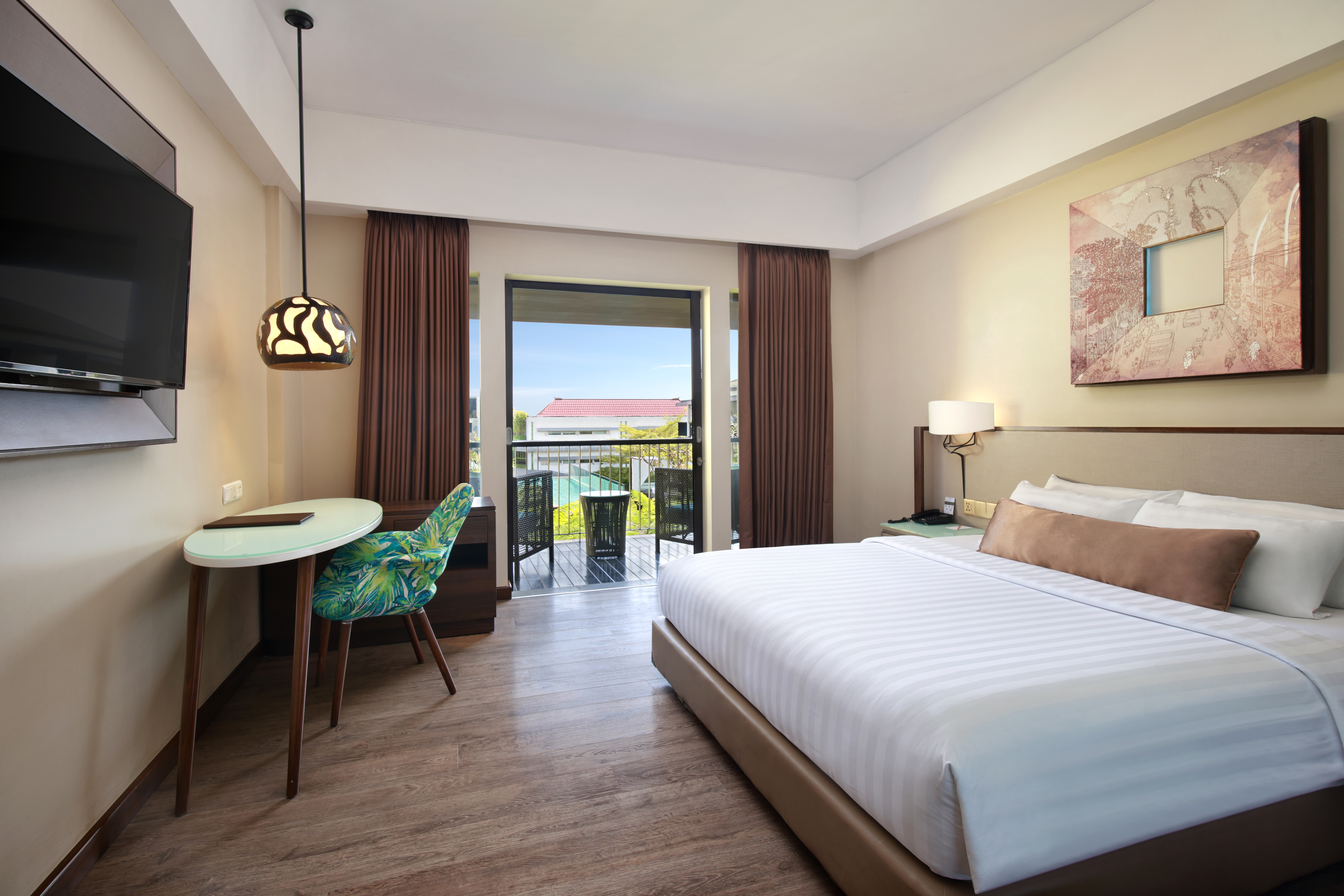 DELUXE, KING BED, POOL VIEW, BALCONY