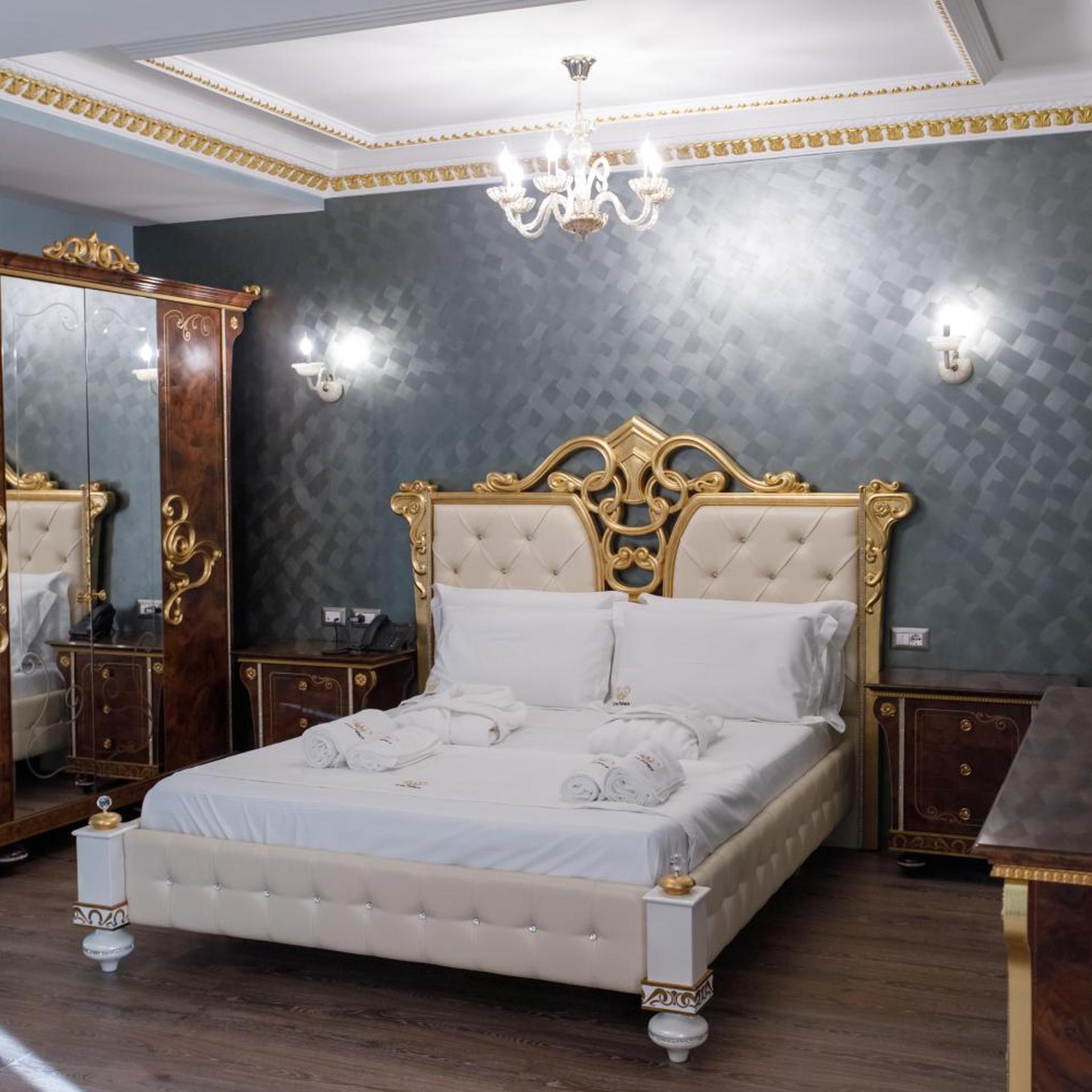 Elite Palace 24/59