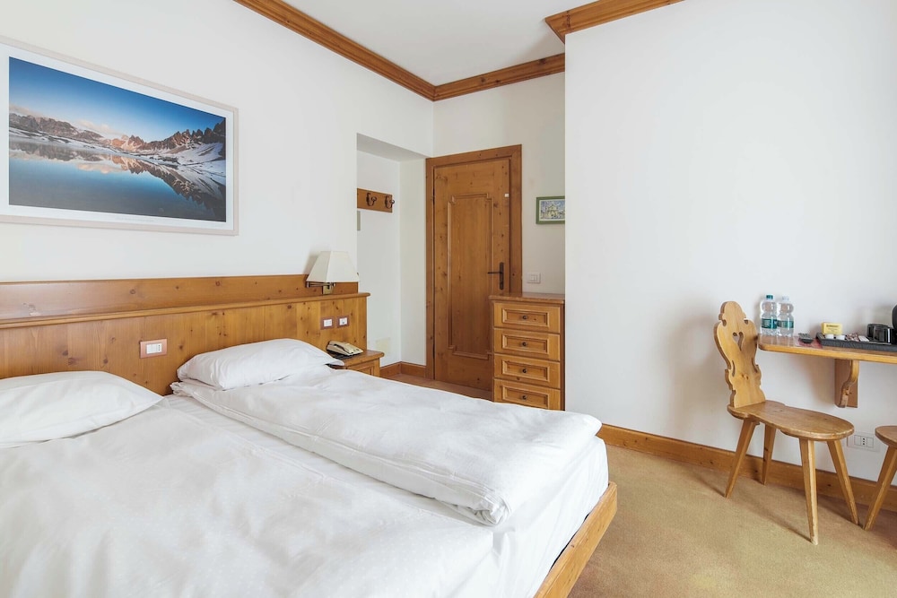 FAMILY, KING BED, BUNK BED