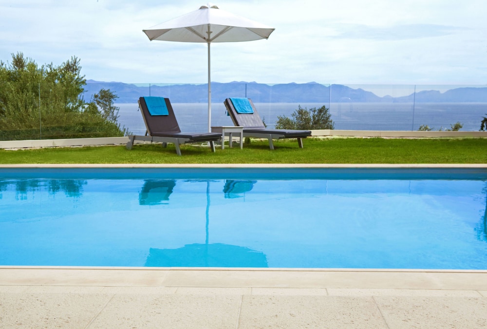 Camvillia Resort & Spa 46/50