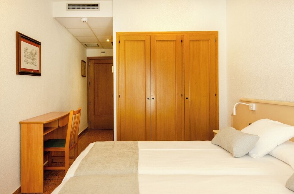 Hotel Medes Ii 12/50