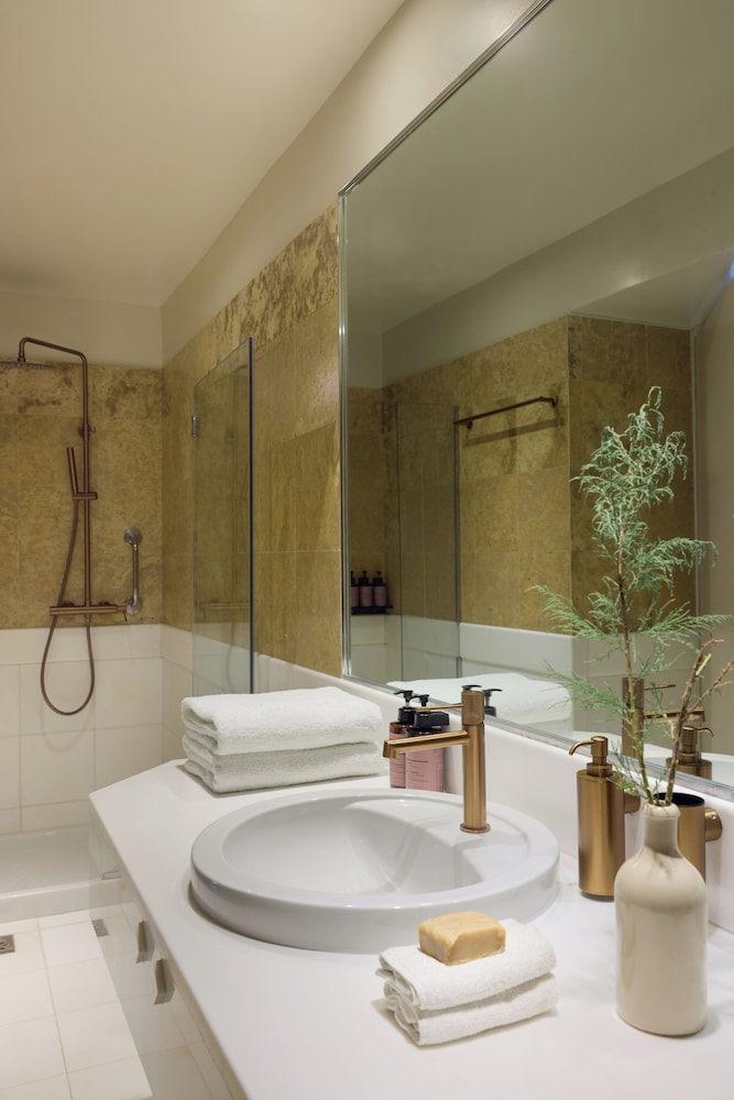 Porto Kea Suites 40/70