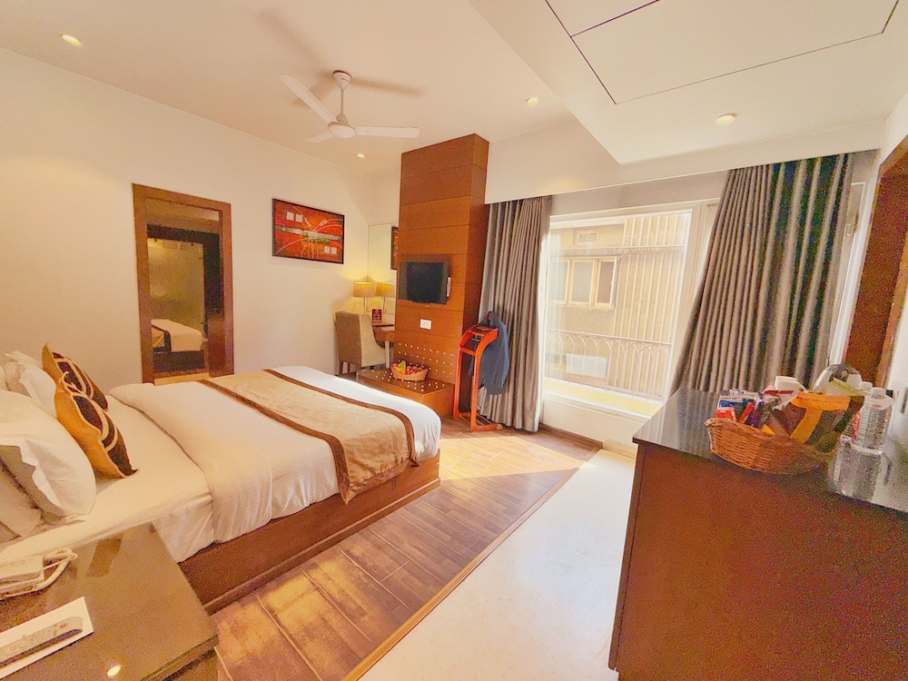 Hotel Sawera Grand 22/46