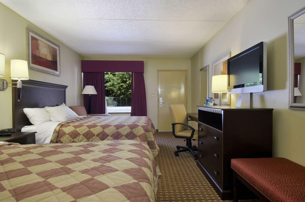 Days Inn by Wyndham Leeds 14/21