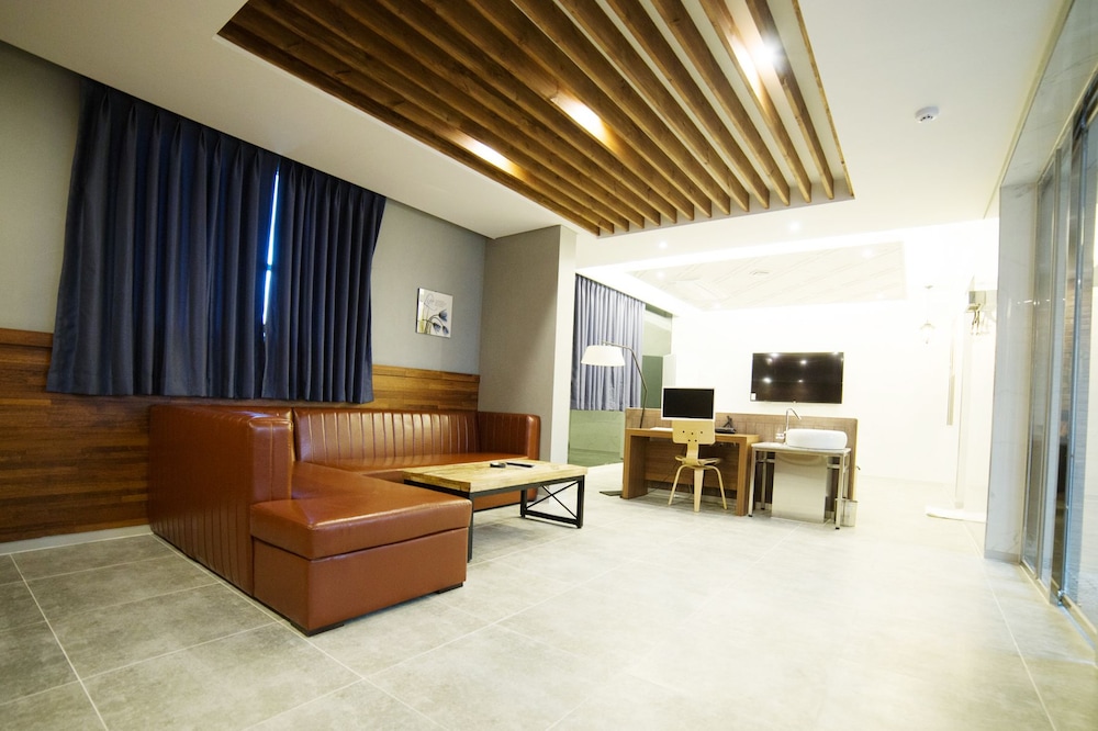 Brown-Dot Hotel Daegu Hyukshin Doshi 39/50